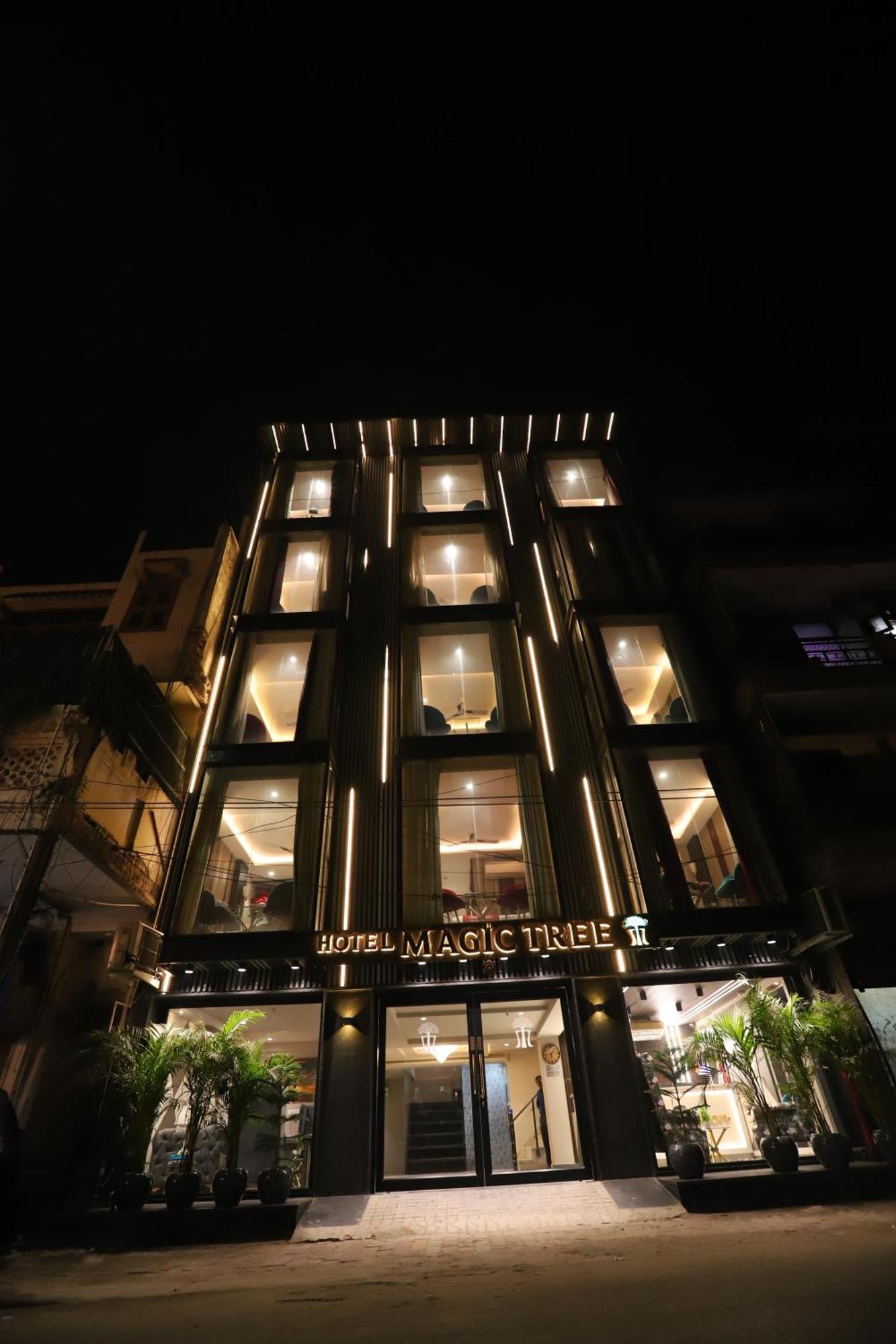Hotel The Magic Tree - Paharganj Нью-Делі Екстер'єр фото